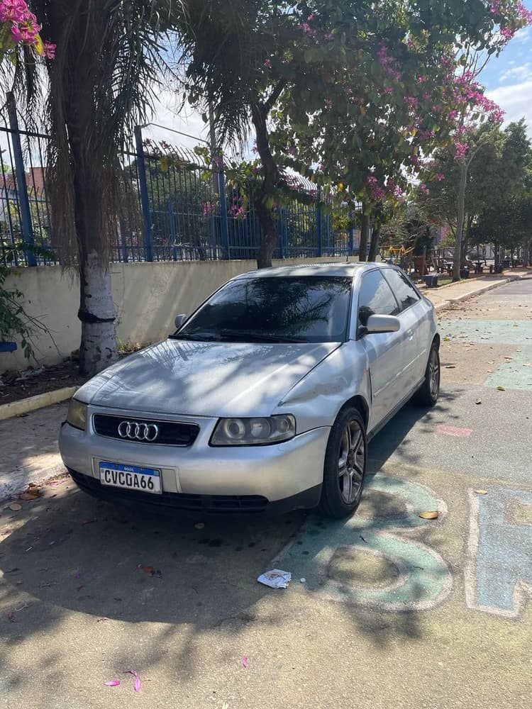 Audi A3 1.6 3P 2000