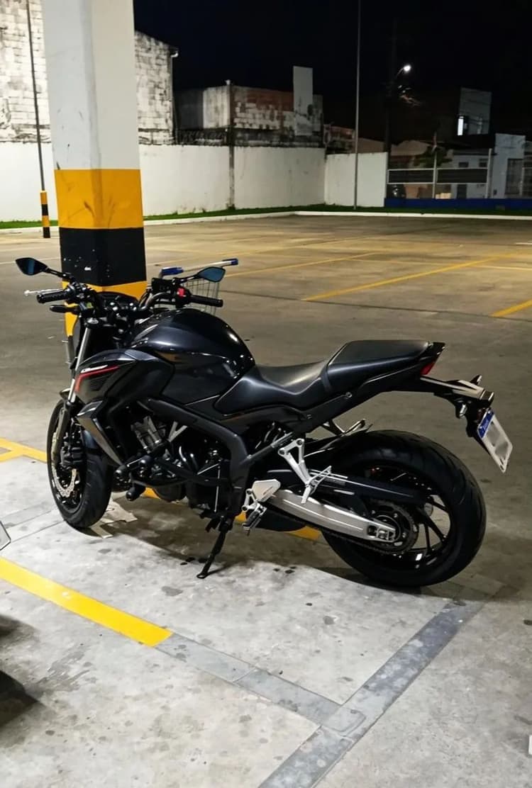 CB650F 