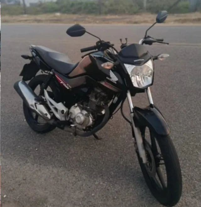 Honda Fan 160cc Preta 2016