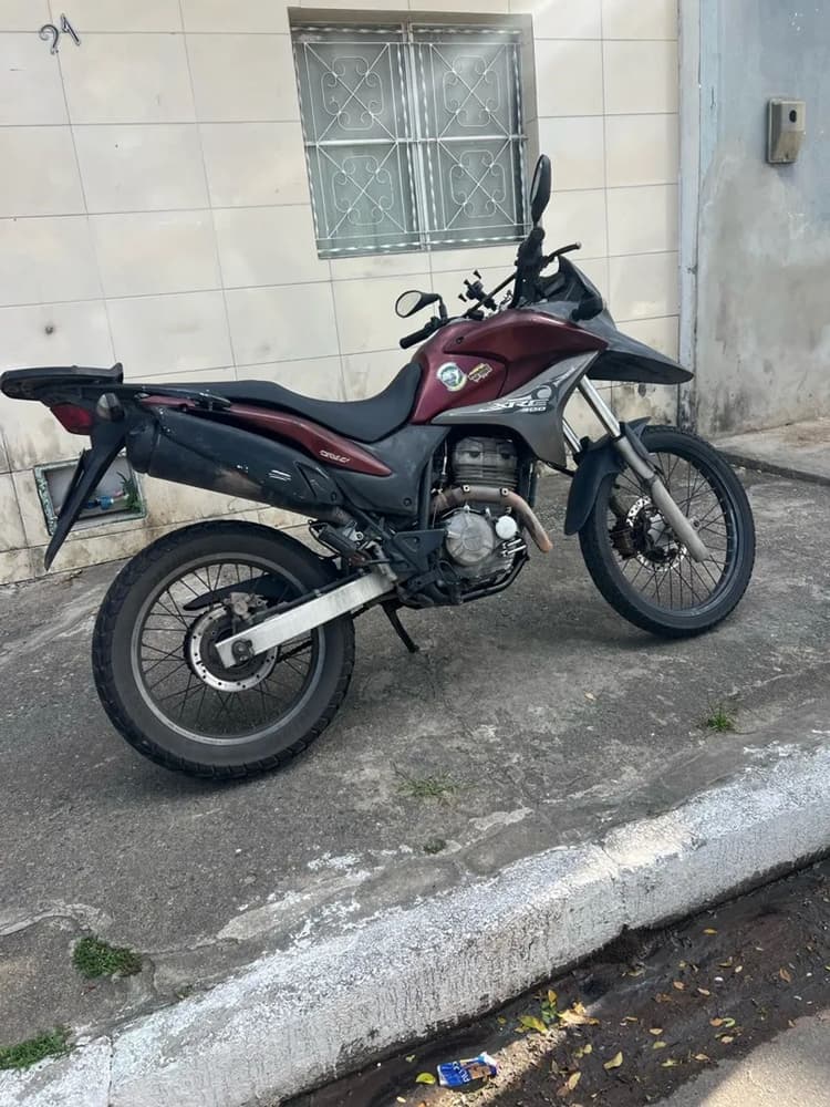 Vendo xre 300 