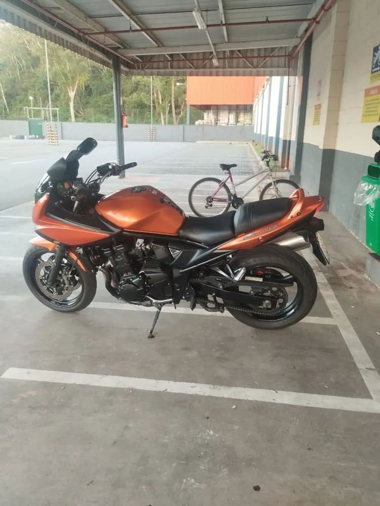 Moto bandit 