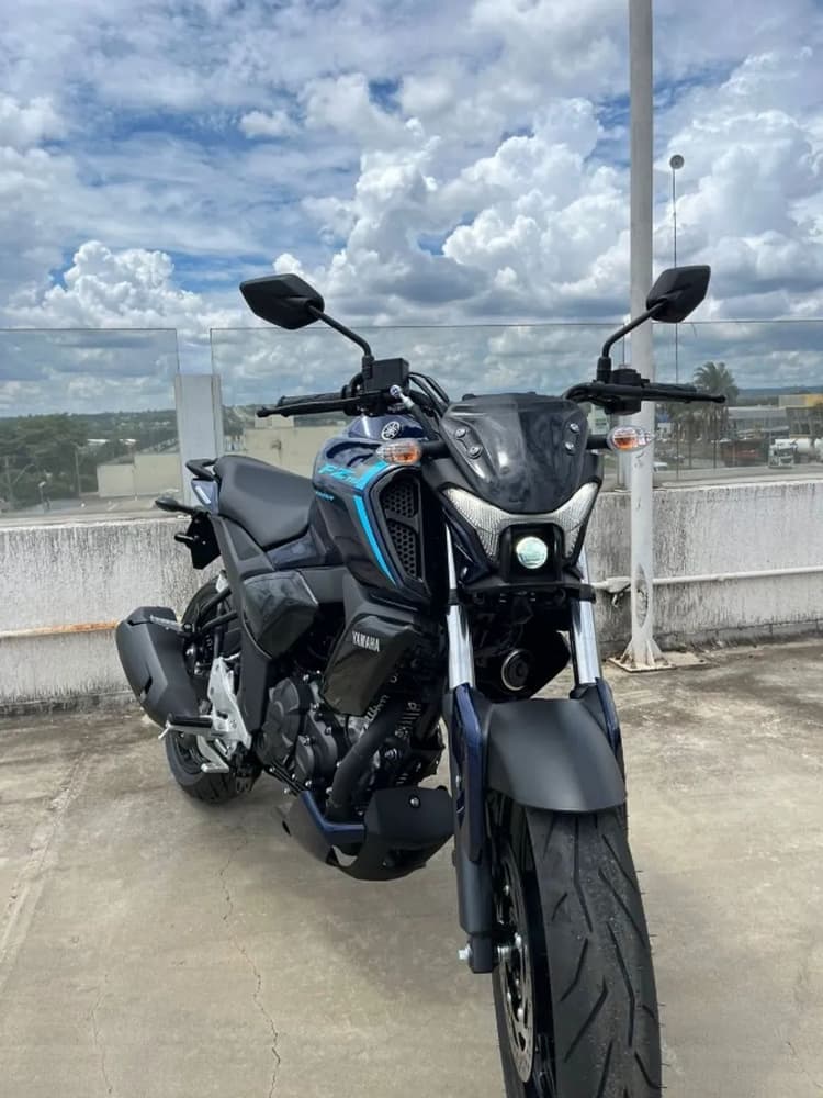 FZ15 CONNECTED - COMPRE SEM CNH! 