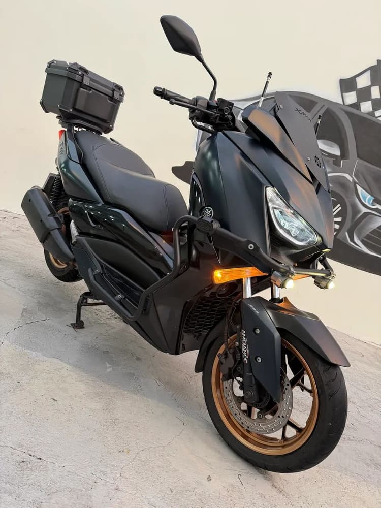 X MAX 250 2023