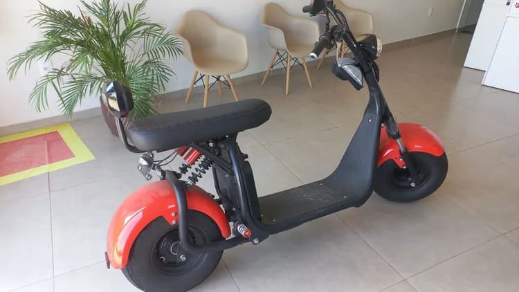 Scooter eletrica gloov 
