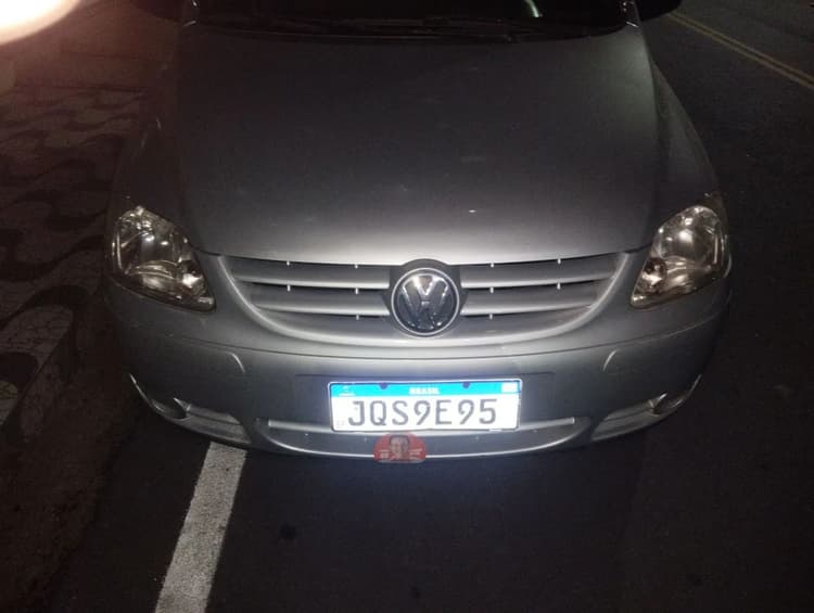 Volkswagen Fox Plus 1.0mi/ 1.0mi Total Flex 8V 4P 2006