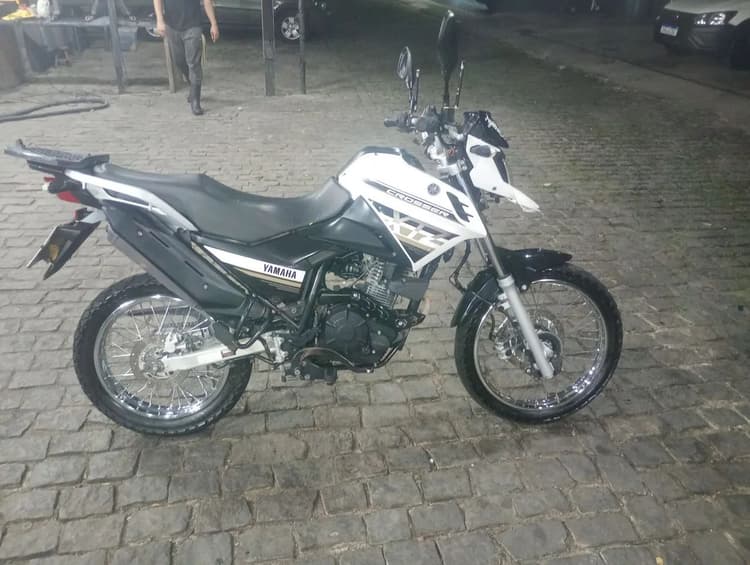 Crosser 2021