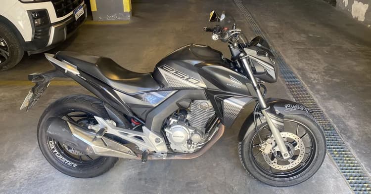 Cb twister 250 repasse 