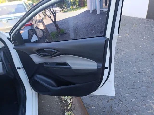 Chevrolet Onix Hatch LT 1.0 8V Flex Mec. 4P 2017