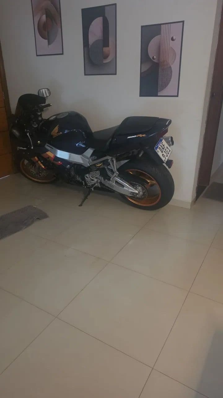 Cbr 900 fireblad