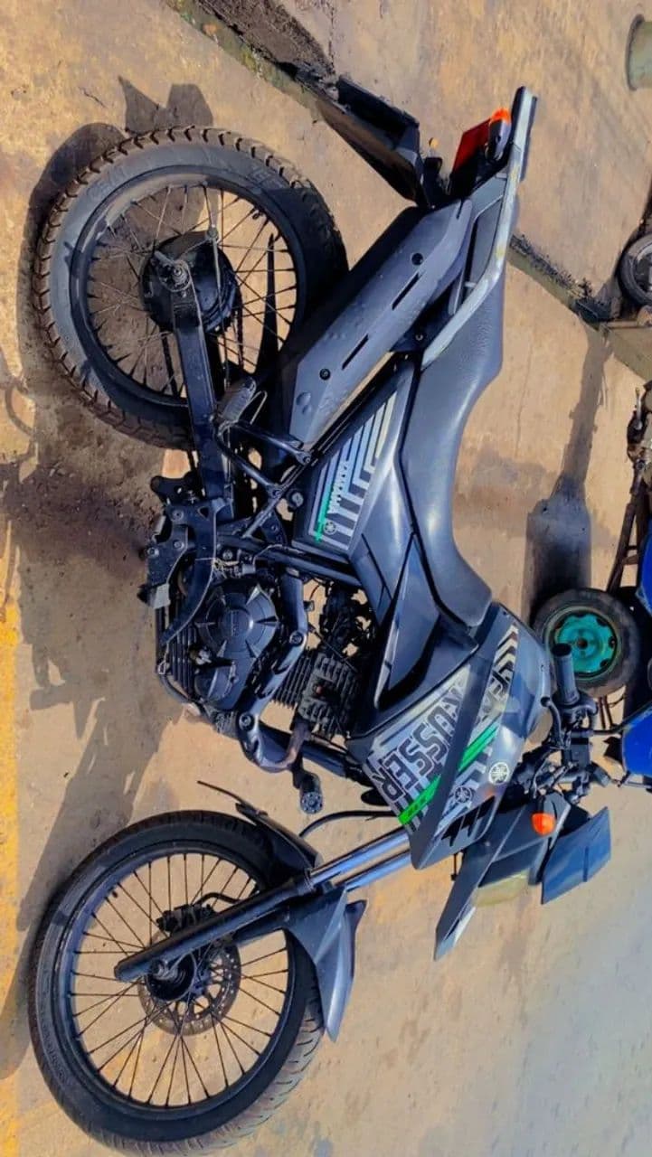 Crosser