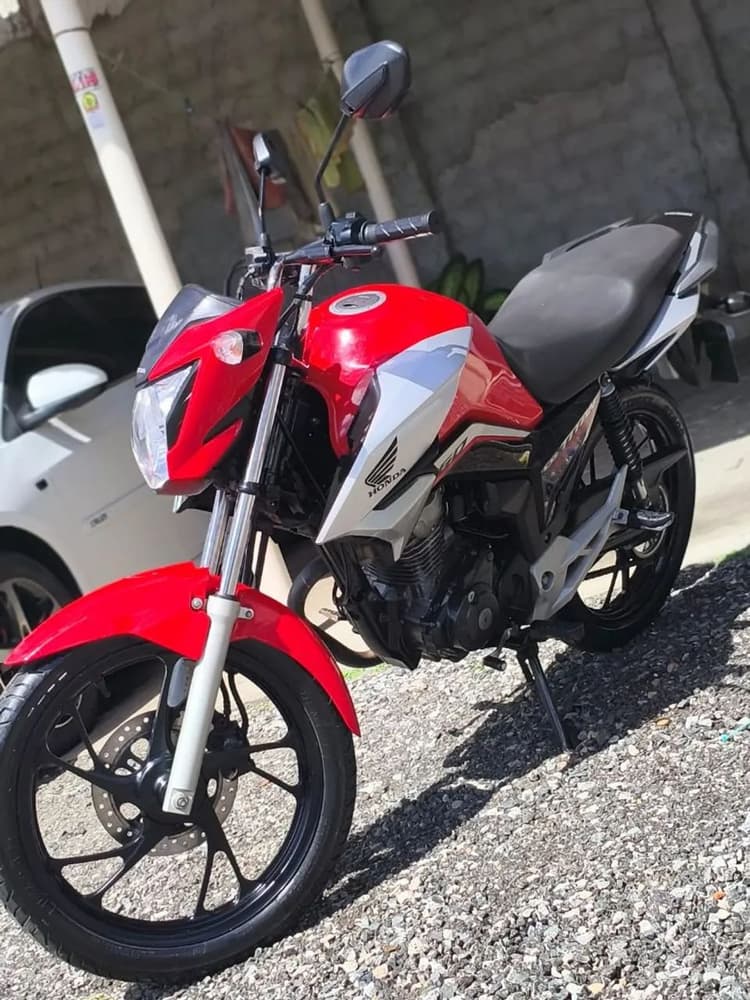 Titan 160