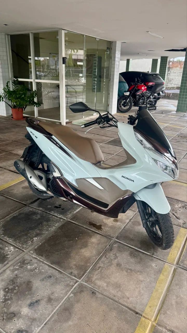 PCX DLX 2021 EXTRA