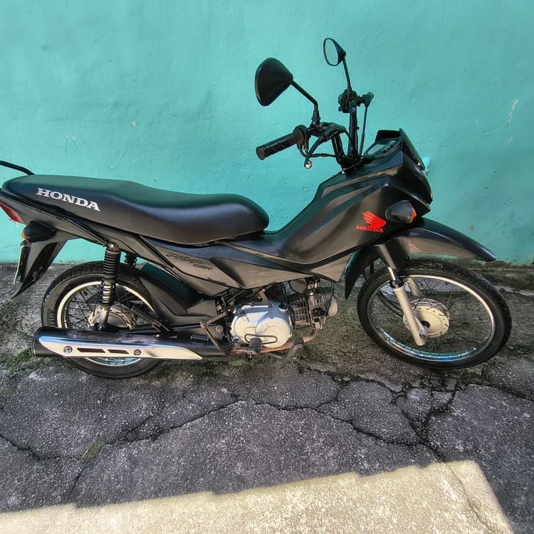 VENDE-SE UMA POP 110