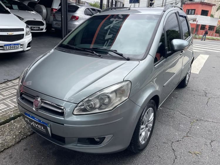 Fiat Idea Attractive 1.4 Fire Flex 8V 5P 2014