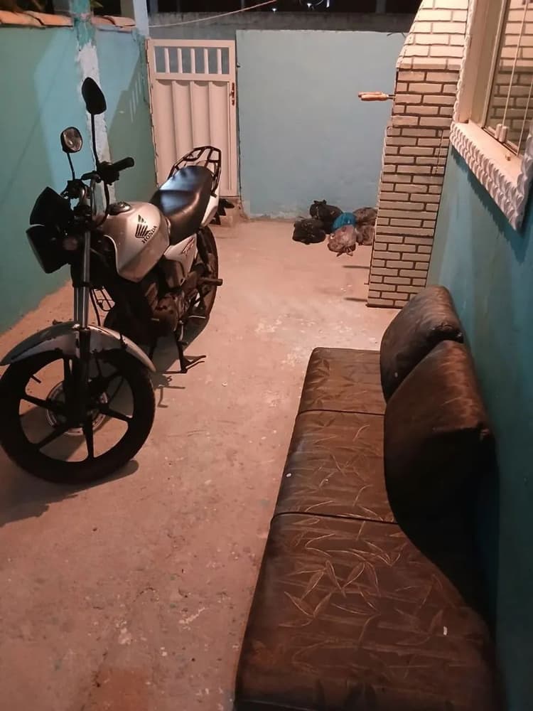 Titan 150 