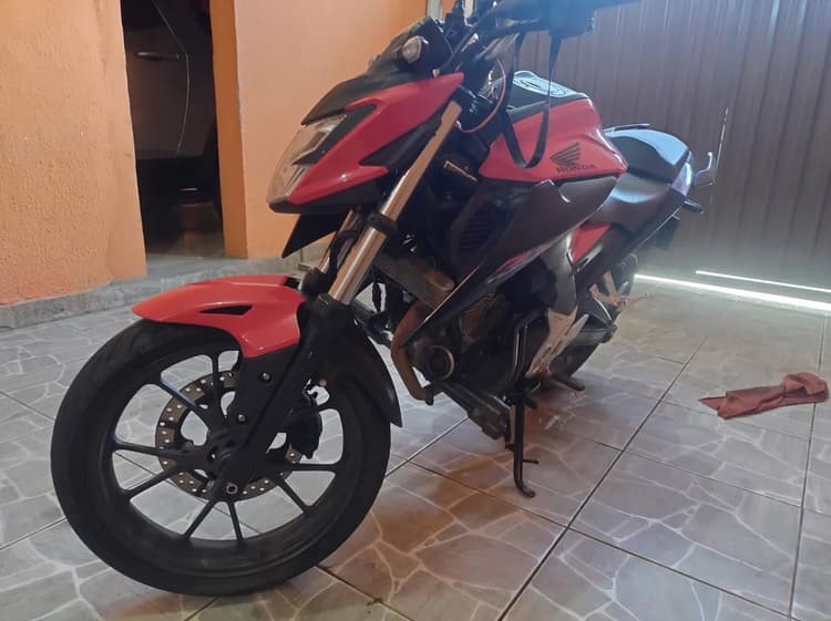 Cb 300 Twister 