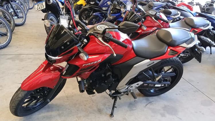 FZ 25 2022/23