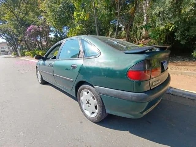 Renault Laguna RT 2.0 1995