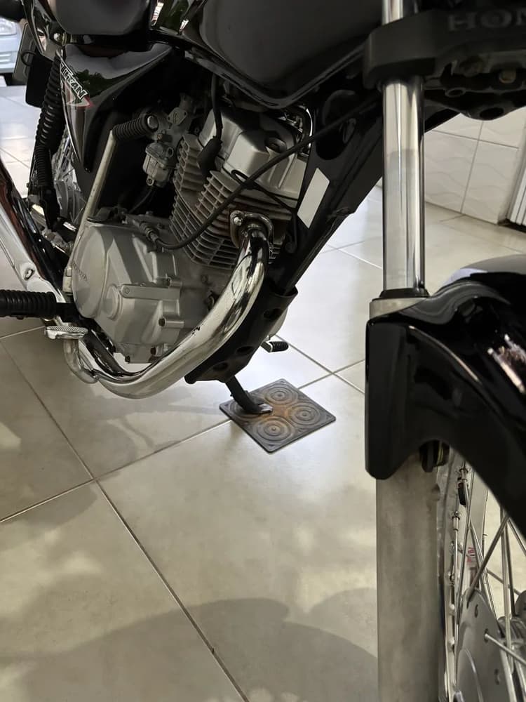 Titan 150 ks 2008