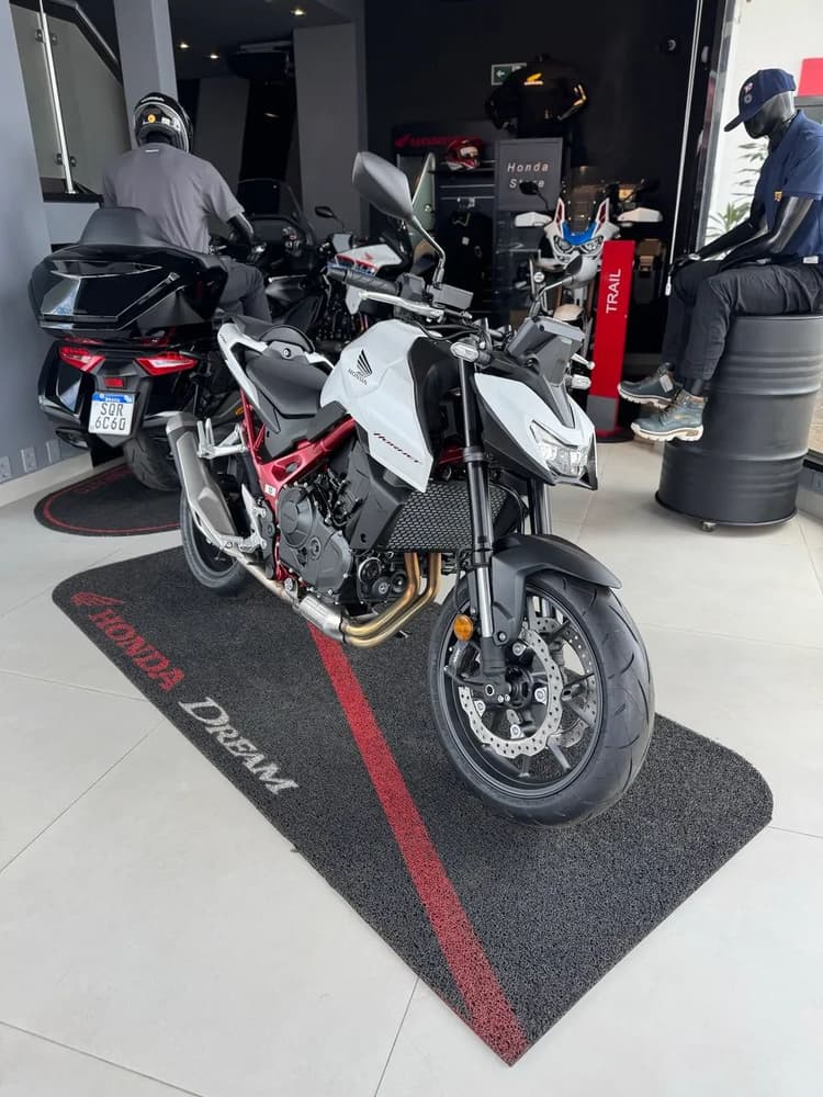 Moto Honda -  Hornet 750 