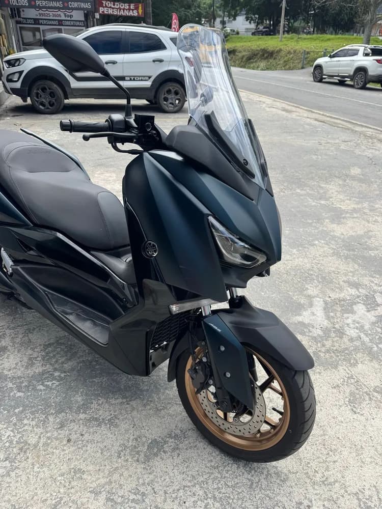 Xmax pouco rodada