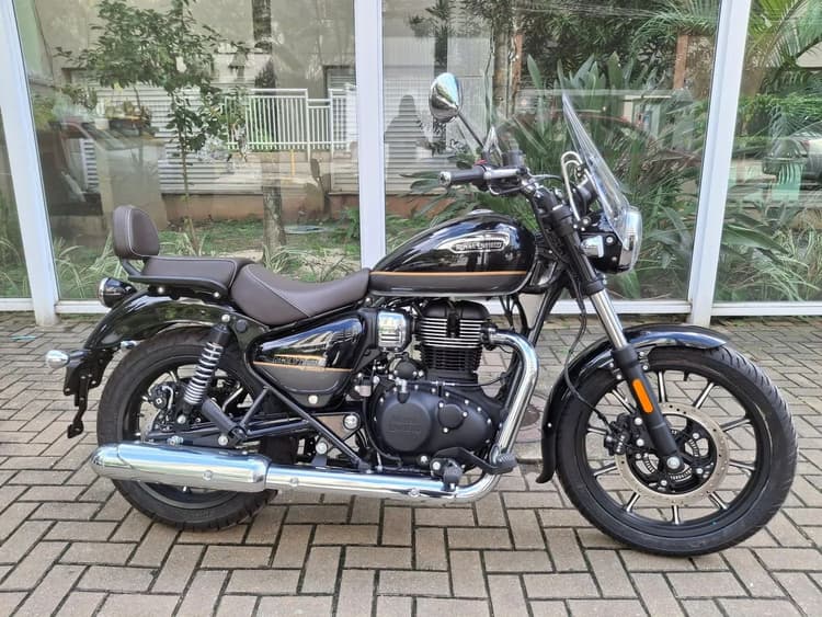 METEOR SUPER NOVA BLACK 350CC - Amanda 