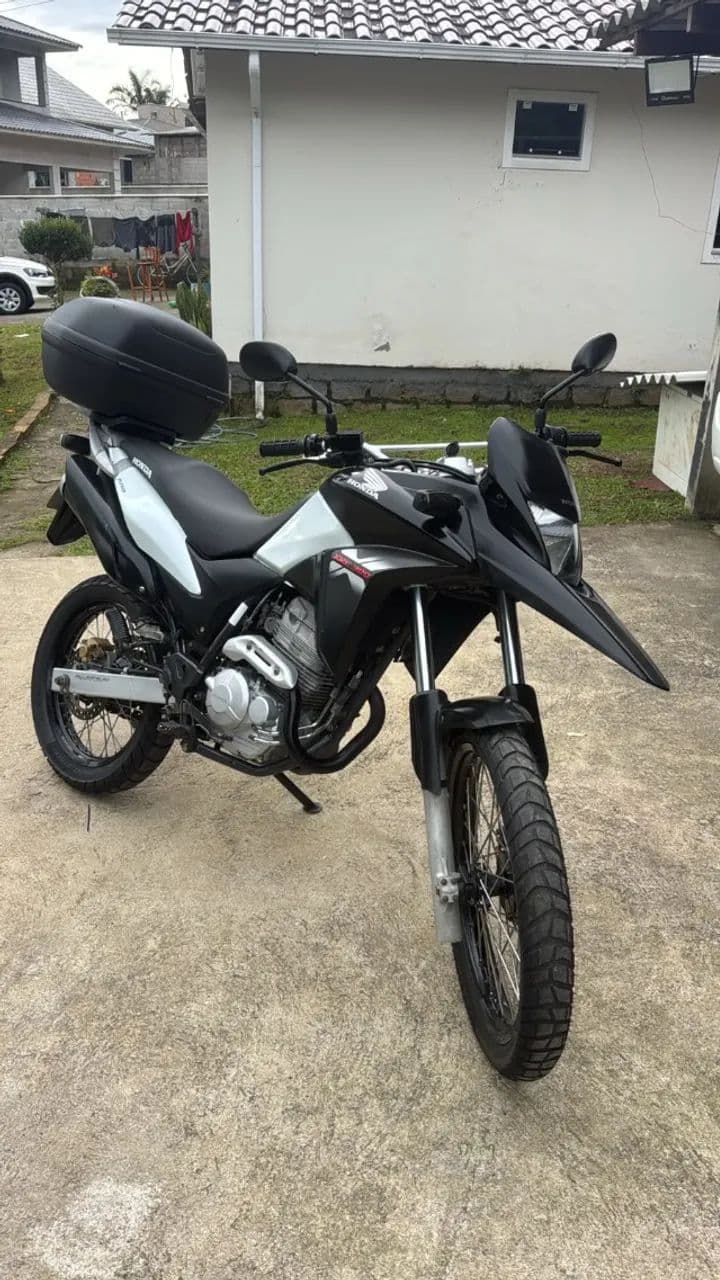 Xre 300 