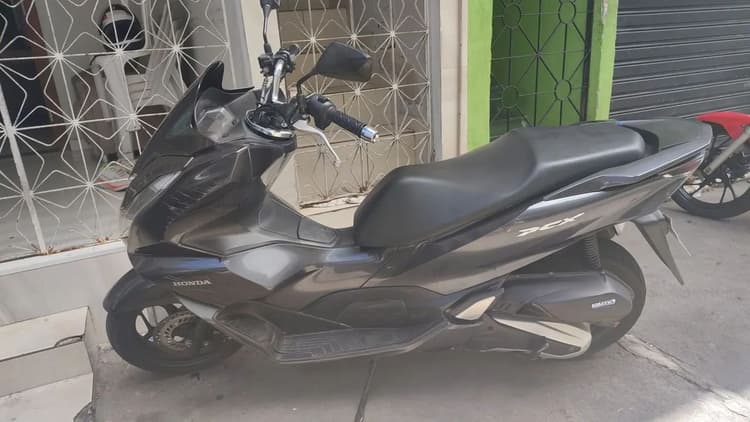 Muito nova