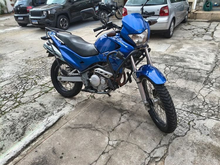 Falcon bem conservada