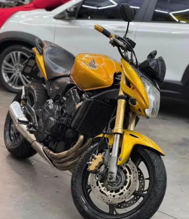 Cb 600 