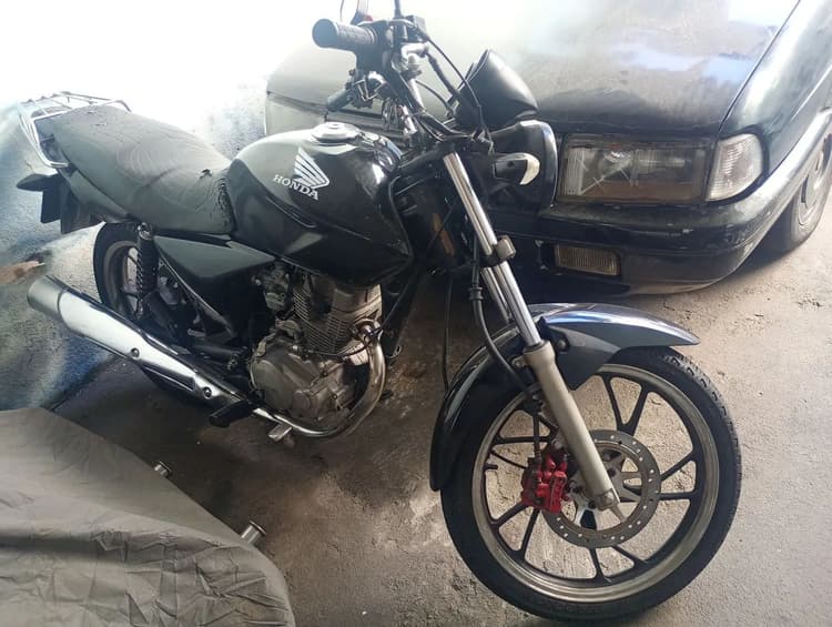 Titan 150 zerada