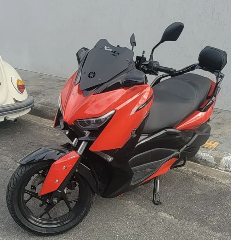 Xmax baixo km