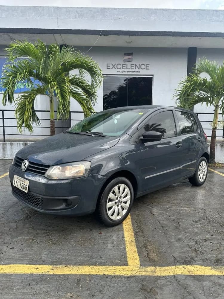Volkswagen Fox 1.0 MI Total Flex 8V 5P 2014