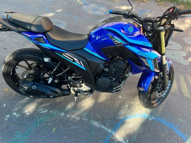 Moto nova da KLM 15 baixa 