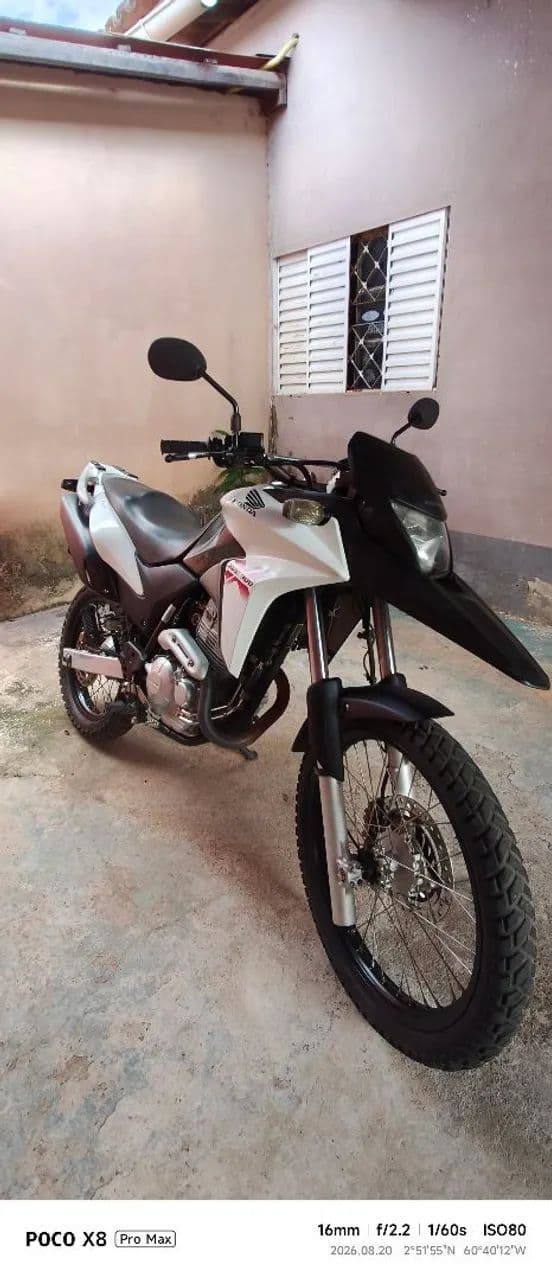 XRE 300 2013
