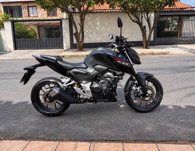 Repasse CB 300f Twister 