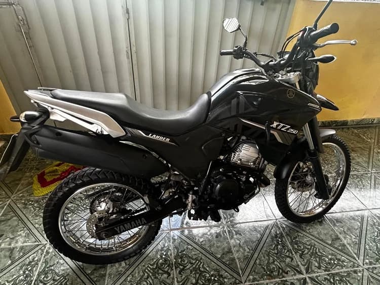 XTZ LANDER 2021 41km