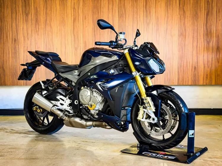 BMW S1000 R 2015