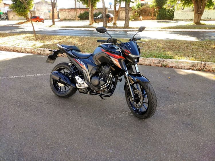 FAZER 250 