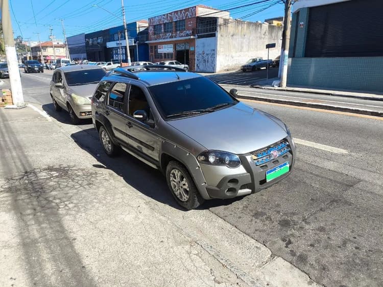 Fiat Palio Week.adv.lock.dualogic 1.8 Flex 2010