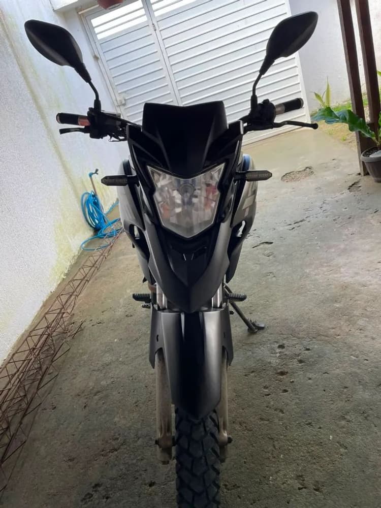 Vendo XRE 190 2024