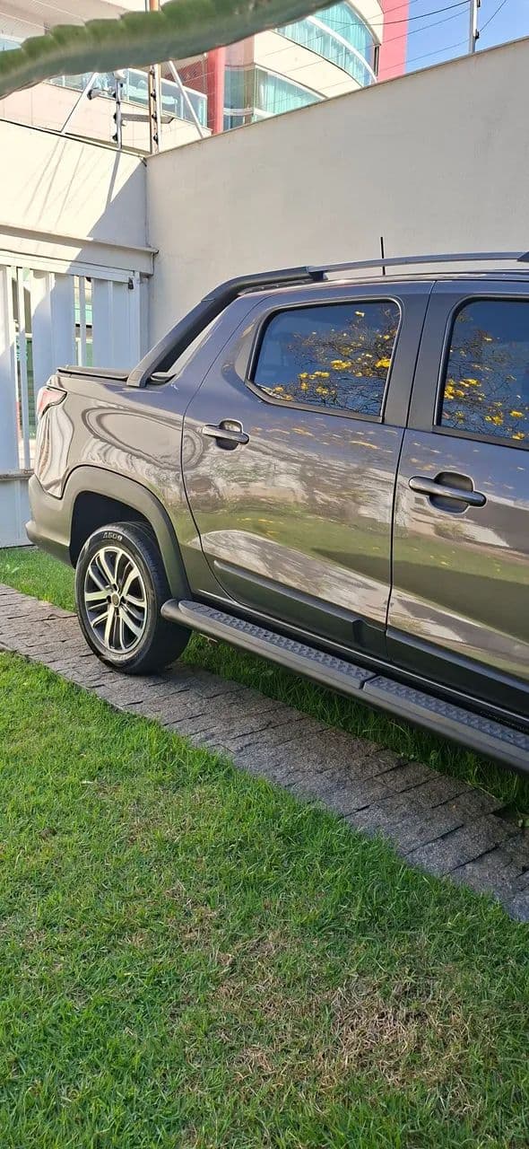 Fiat Strada Volcano 1.3 Flex 8V CD 2021