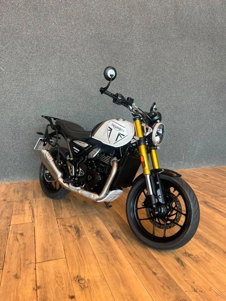 TRIUMPH SPEED 400