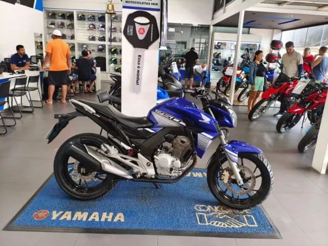 CB250F  TWISTER CBS