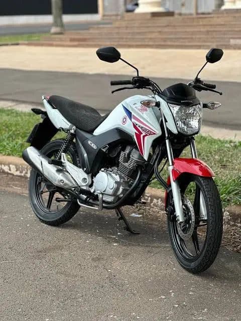 Titan 150 2015