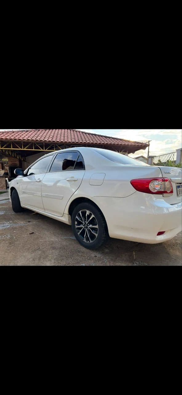 Toyota Corolla XEI 2.0 Flex 16V Aut. 2014