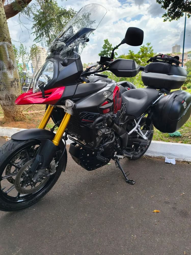 Suzuki V-strom 