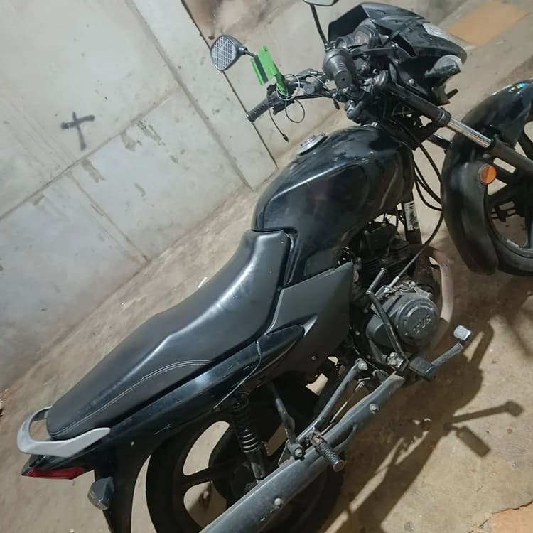 Moto tvs 110 quitada !
