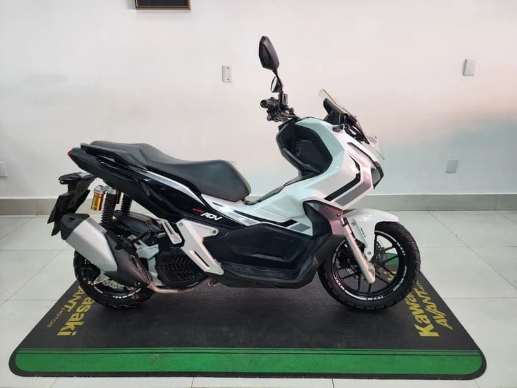 HONDA ADV 150