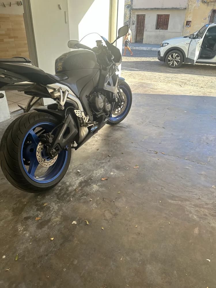 CBR600 RR mais nova do Nordeste 